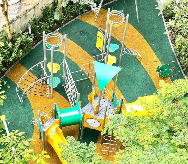 Legoland Jb Aghome Medini 3Room8Pax Bukit Indah Nusajaya  Exterior photo