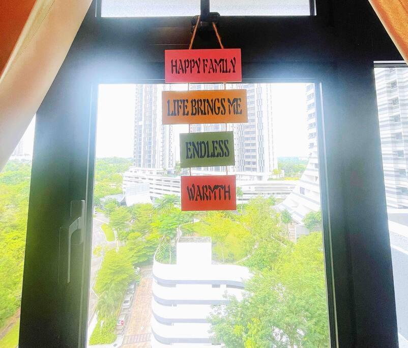 Legoland Jb Aghome Medini 3Room8Pax Bukit Indah Nusajaya  Exterior photo